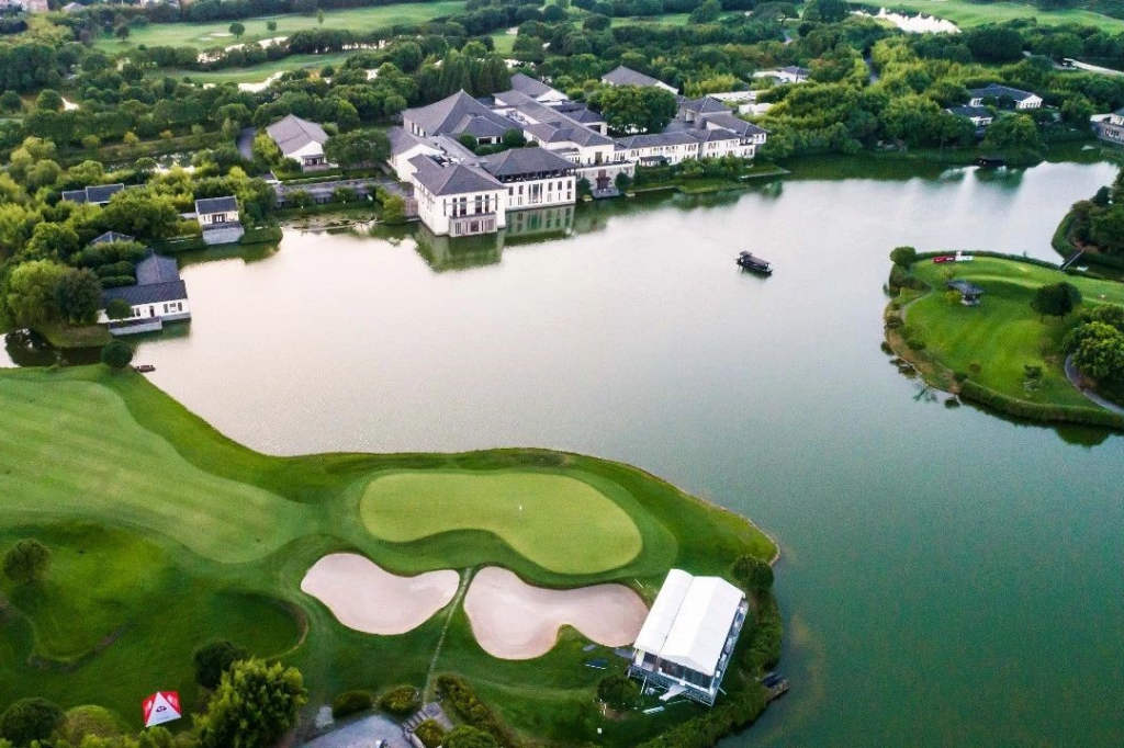 酒店洗护案例 | 富春山居与RECLASSIFIED联袂打造独特香氛沐浴体验 image