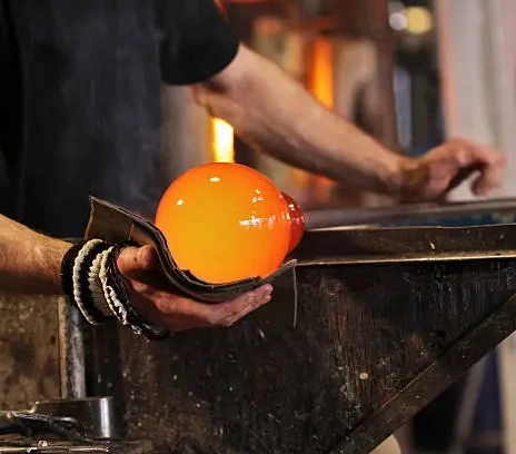 彩点玻璃吹制工艺-手作艺术品